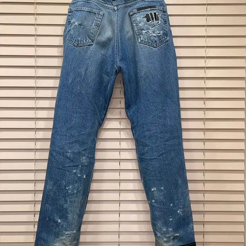 [BUNJANG] Carhartt Battleworn Ripped Denim Jeans / carhartt- battleworn ripped denim