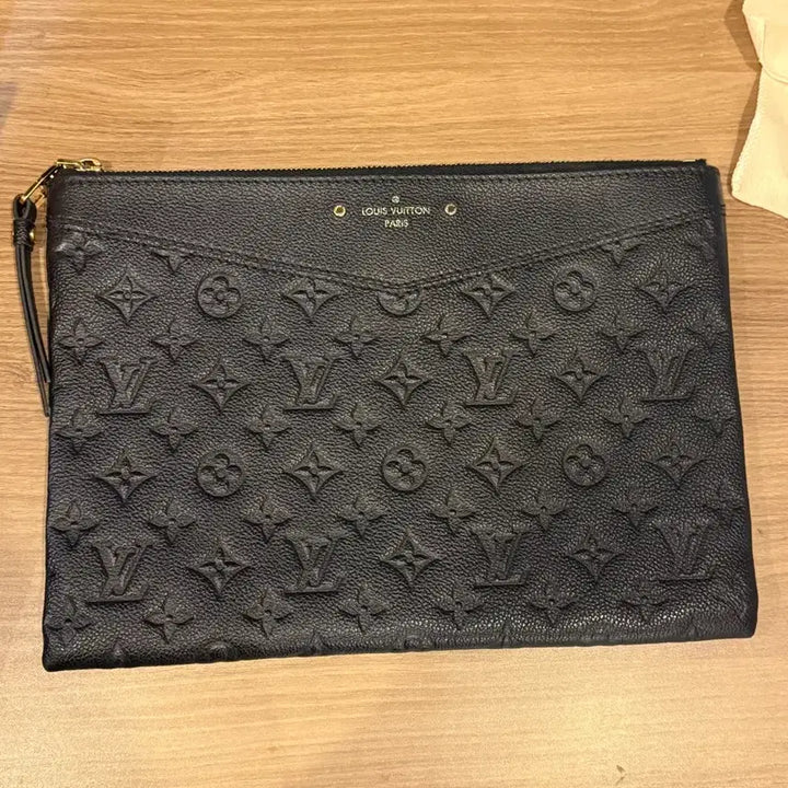 [BUNJANG] Louis Vuitton Empreinte Clutch / 루이비통 앙프렝뜨 클러치