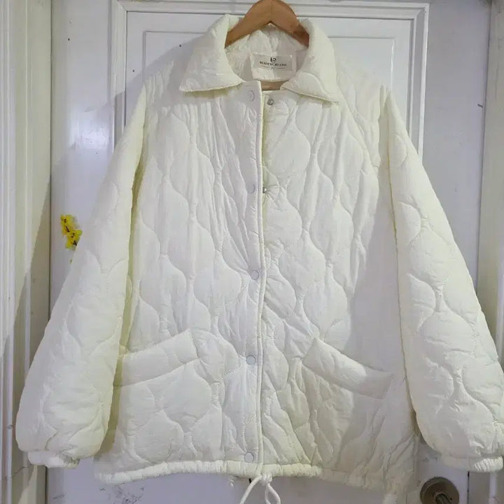 [BUNJANG] Luxury Mink Fur Lined Quilted Padded Jacket / 고급스런 안감 밍크털   누빔패딩 자켓   거의새거가슴단면67 빅사
