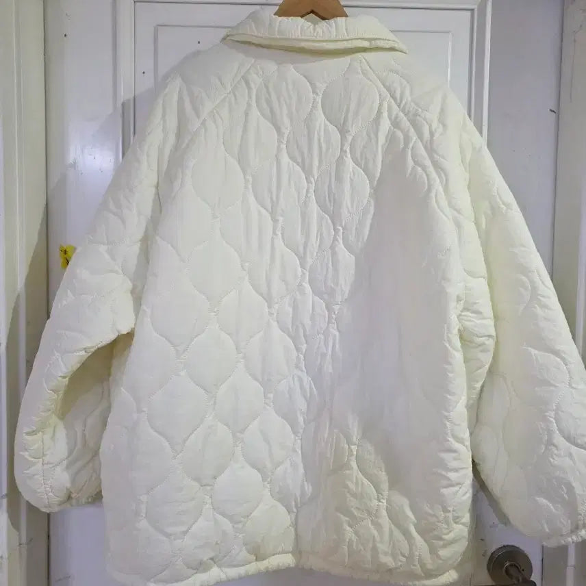[BUNJANG] Luxury Mink Fur Lined Quilted Padded Jacket / 고급스런 안감 밍크털   누빔패딩 자켓   거의새거가슴단면67 빅사