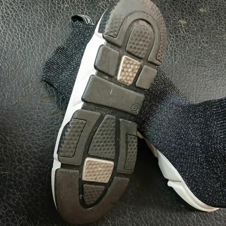 [BUNJANG] Adidas Style Black Socks Sneakers (245-250mm) / 아디다스 스타일 블랙 삭스 스니커즈 39(245~250mm)