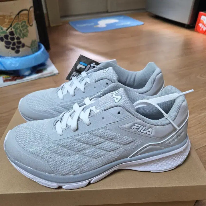 [BUNJANG] Fila Ultralight Walking Shoes / 새제품)휠라 초경량 워킹화