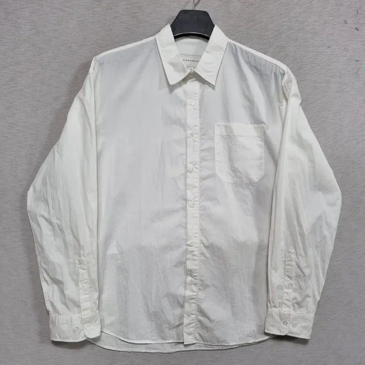 [SOLD OUT] 인템포무드 화이트 봄가을 남방 남105ㅡ0306