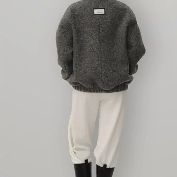 [SOLD OUT] 어라운드율 모먼트 부클집업