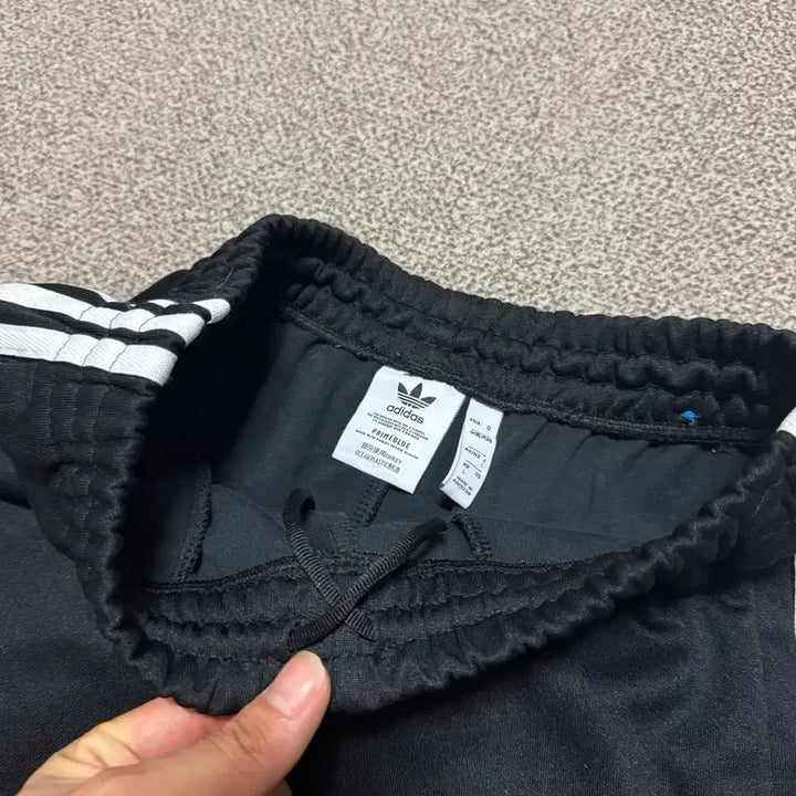 [BUNJANG] Adidas SST Track Pants (L) / L 아디다스 sst 팬츠