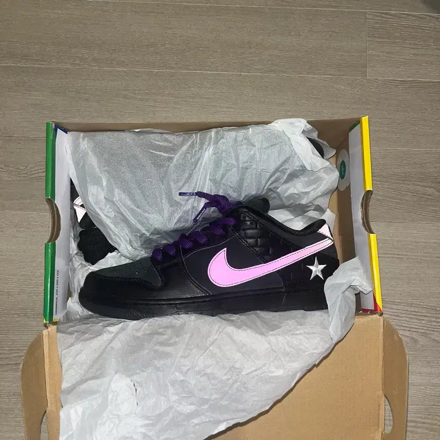 [BUNJANG] Nike SB Familia Dunk Low First Avenue Sneakers / 나이키SB 파밀리아 덩크 로우 퍼스트 에비뉴 265