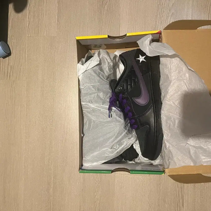 [BUNJANG] Nike SB Familia Dunk Low First Avenue Sneakers / 나이키SB 파밀리아 덩크 로우 퍼스트 에비뉴 265