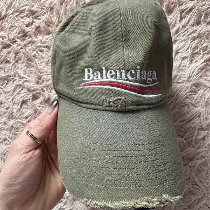 [BUNJANG] Balenciaga Distressed Ball Cap Khaki Large / 발렌시아가 디스트로이드 볼캡 카키 라지