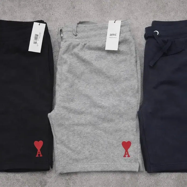 [BUNJANG] BTS Army Heart Logo Shorts / 아미 하트 로고 반바지