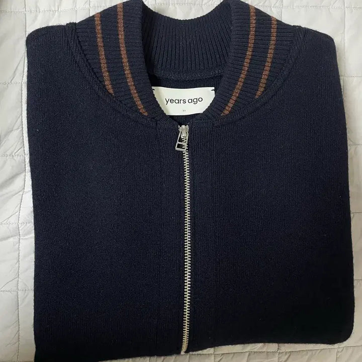 [BUNJANG] Years Ago Merino Wool Knit Varsity Jacket Navy M / 이얼즈어고 메리노 울 니트 바시티 자켓 네이비 M 사이즈