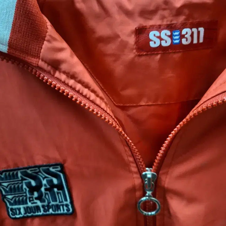 [BUNJANG] SIX JOUR SPORTS Orange Track Jacket / SIX JOUR SPORTS 오렌지색 트랙 자켓.  미사용 제품. 105