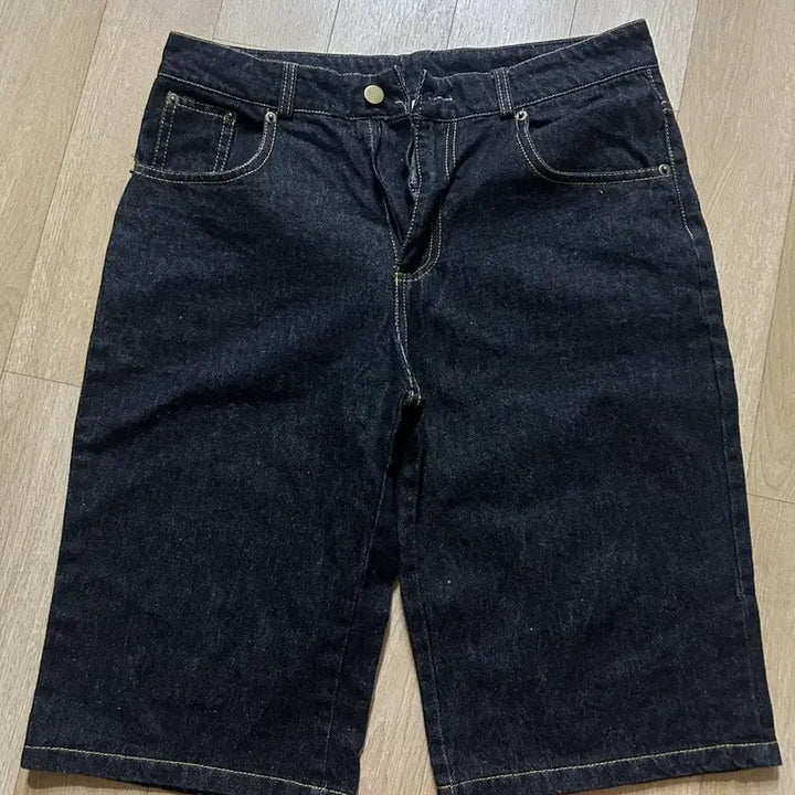 [SOLD OUT] 보이롱페이스 버뮤다 팬츠 m