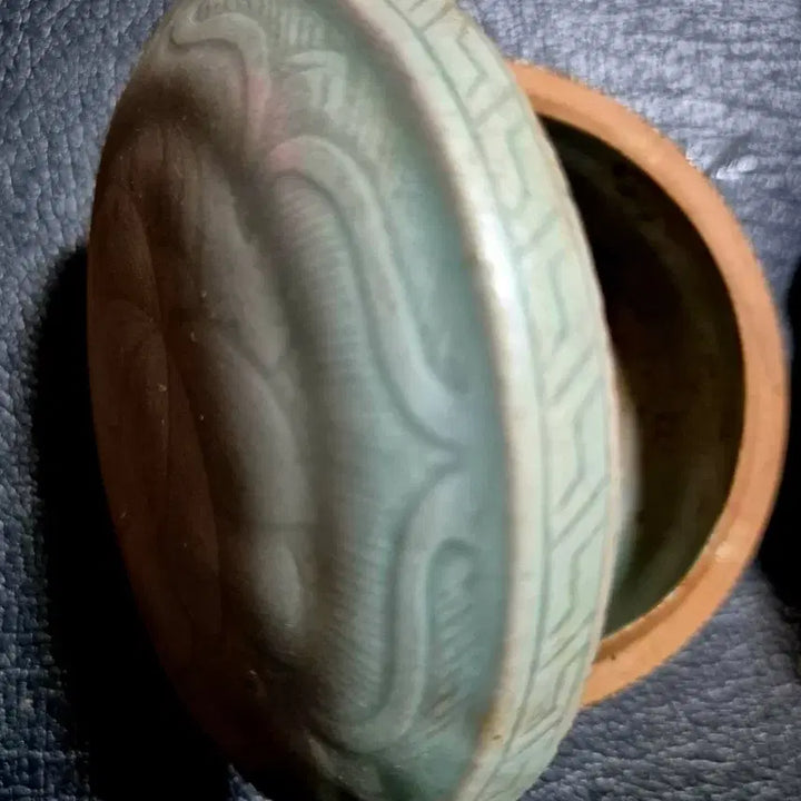[BUNJANG] Goryeo Celadon Lotus Embossed Lid / 고려청자 연꽃인화문 합