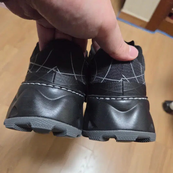 [BUNJANG] Nnormal Tomir 2.0 Black Shoes / Nnormal tomir 노말 토미르 2.0 블랙 280사이즈 팝니다.