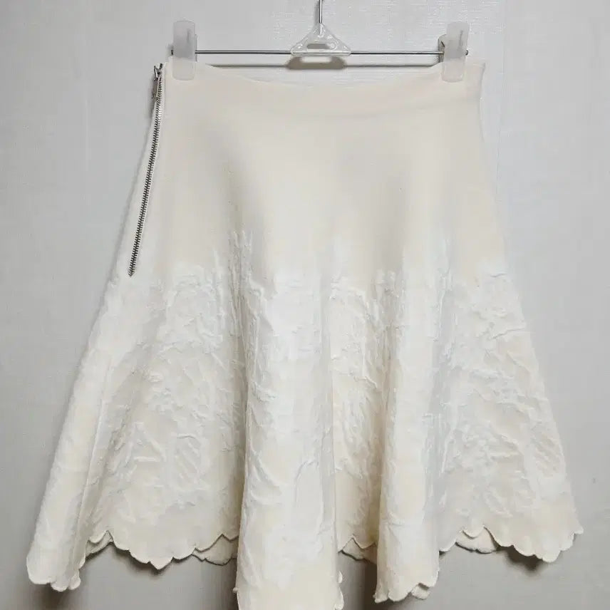[SOLD OUT] 듀엘 DEWL 아이보리 러플 스커트