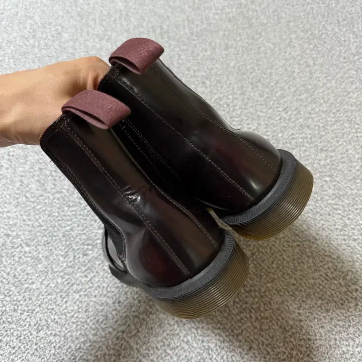 [BUNJANG] Dr. Martens Flora Chelsea Boots 220 / 닥터마틴 플로라 첼시부츠 220