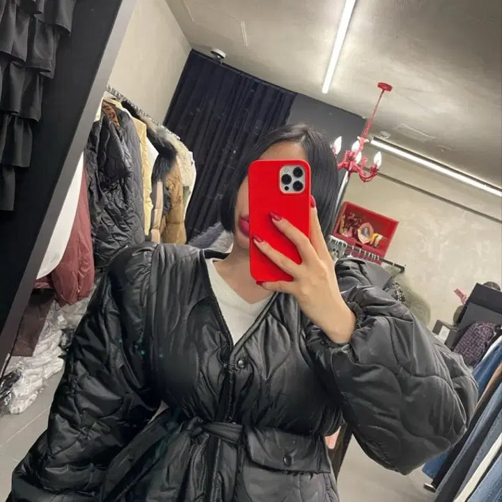 [BUNJANG] Jinbany Black Padded Jacket and Skirt Set / 진바니 제작: 다이아 가방패딩 + 스커트 세트판매