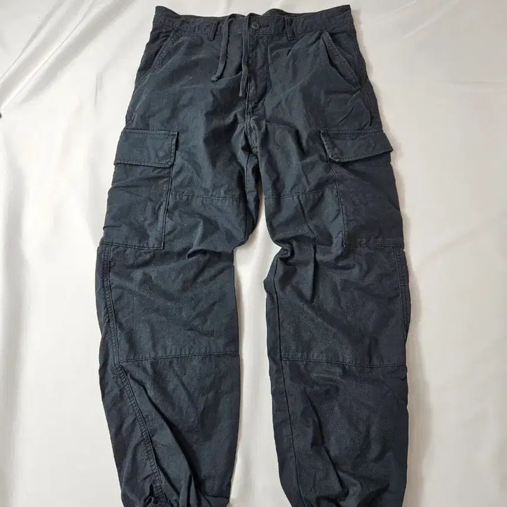 [BUNJANG] Uniqlo Cargo Jogger Pants Oversized M / 유니클로 카고 조거팬츠 오버핏 M