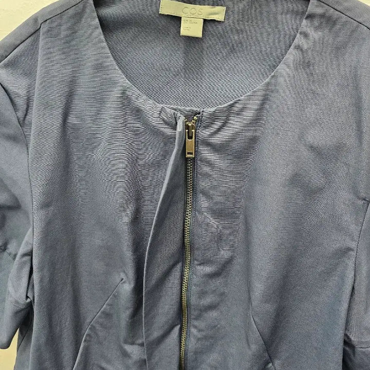 [SOLD OUT] COS 코스 네이비 반팔 지퍼 자켓