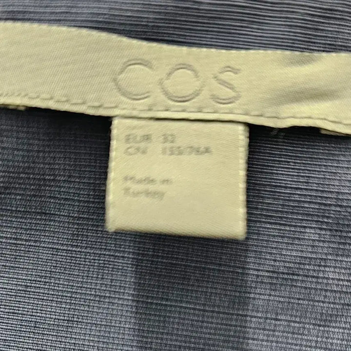 [SOLD OUT] COS 코스 네이비 반팔 지퍼 자켓