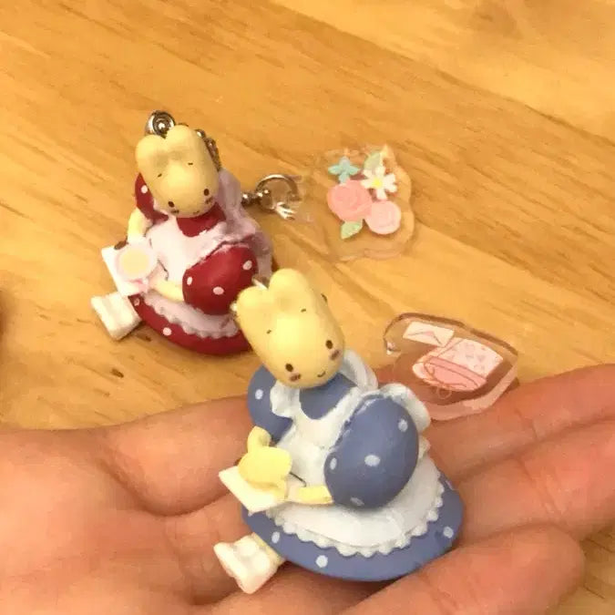 [BUNJANG] Sanrio Marron Cream &amp; Friends Vintage Figure Keychain Bundle / (세트)레어! 일본고전풍 키티 친구 마론크림 키링 스트랩 피규어 똥사이즈