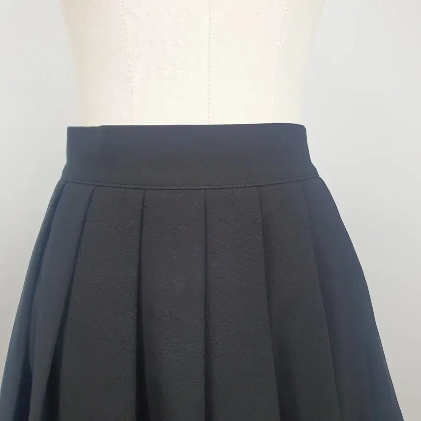 [BUNJANG] BLACK UP Black Pleated Mini Skirt (Size S) / 1154. 블랙업 블랙 플리츠 미니스커트S