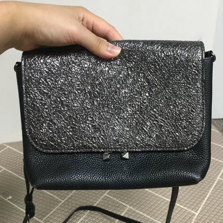 [BUNJANG] Hanseom Rouge &amp; Lounge Crossbody Bag / 한섬 루즈앤라운지 크로스백