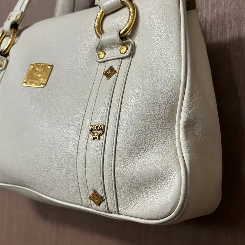 [BUNJANG] MCM Leather Cream Ivory Tote Bag / MCM 엠씨엠 레더 크림아이보리 토트백