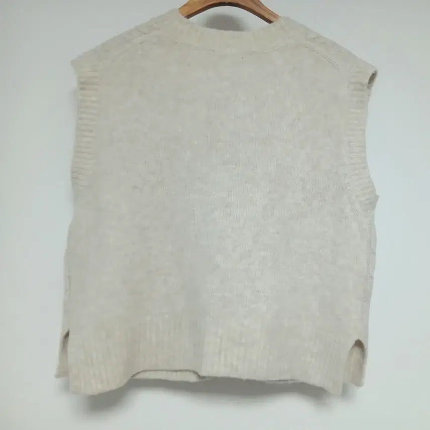[SOLD OUT] 니트 조끼(S)