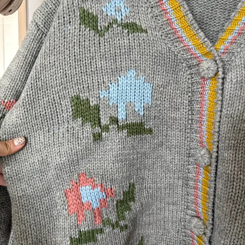[BUNJANG] Egg Floral Knit Cardigan Gray / 에그 꽃무늬 니트 가디건 그레이