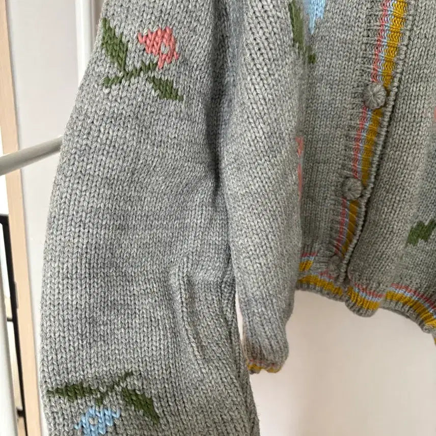 [BUNJANG] Egg Floral Knit Cardigan Gray / 에그 꽃무늬 니트 가디건 그레이
