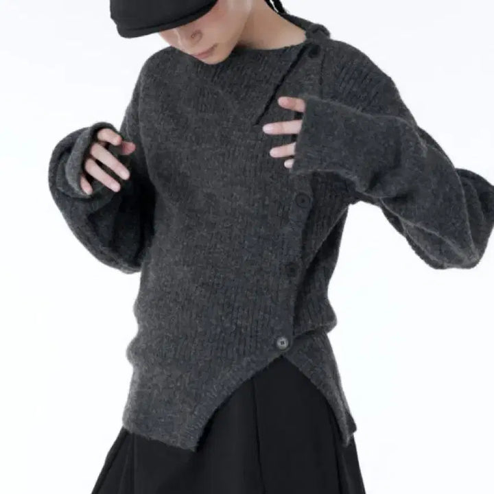 [BUNJANG] Miseki Seoul Side Button Knit Charcoal / 미세키서울 side button knit (차콜
