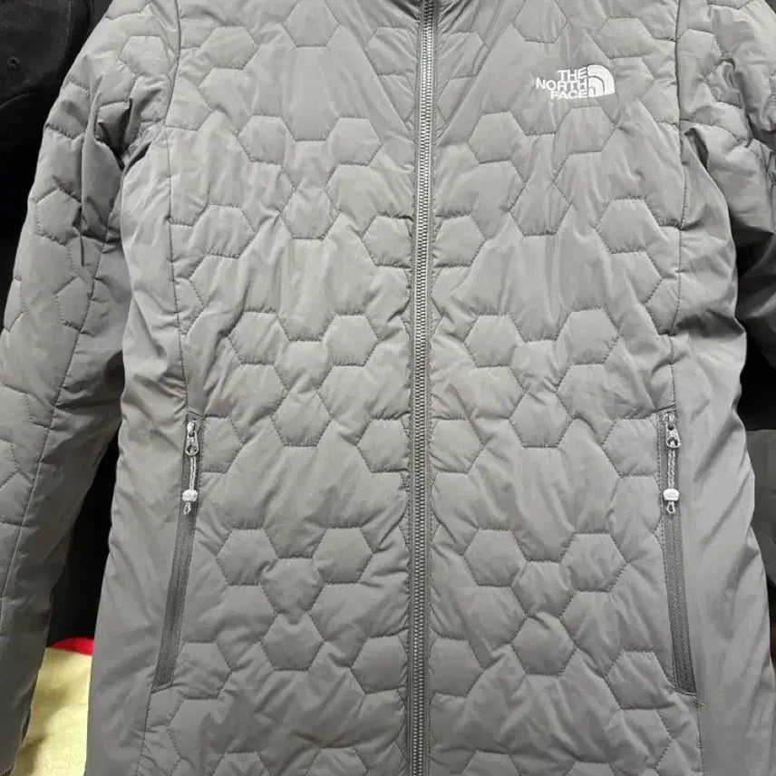 [BUNJANG] The North Face Gray Lightweight Padded Jacket (Size 85) / 노스페이스 회색 경량패딩 85
