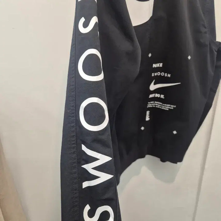 [BUNJANG] Nike Swoosh Jacket Black L / 나이키 스우시 자켓 블랙 색상 L