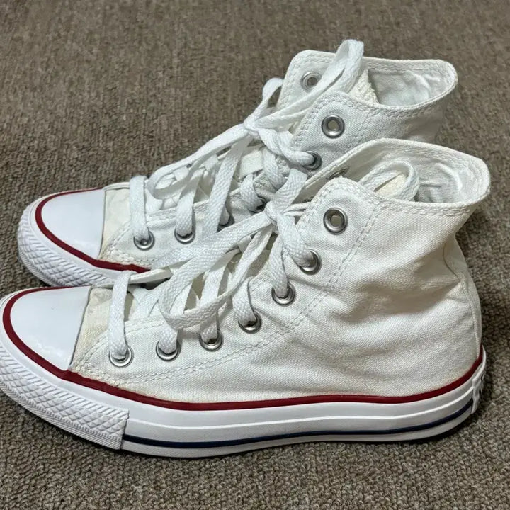 [BUNJANG] Converse Chuck Taylor All Star White Sneakers / 컨버스 척테일러 올스타 화이트 220