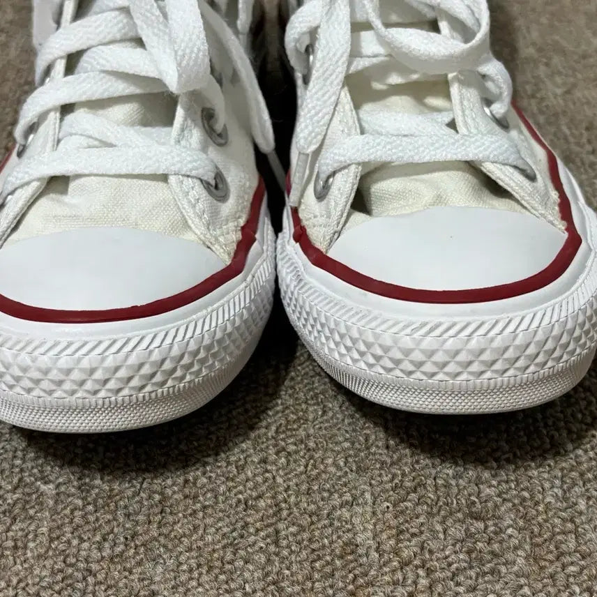 [BUNJANG] Converse Chuck Taylor All Star White Sneakers / 컨버스 척테일러 올스타 화이트 220