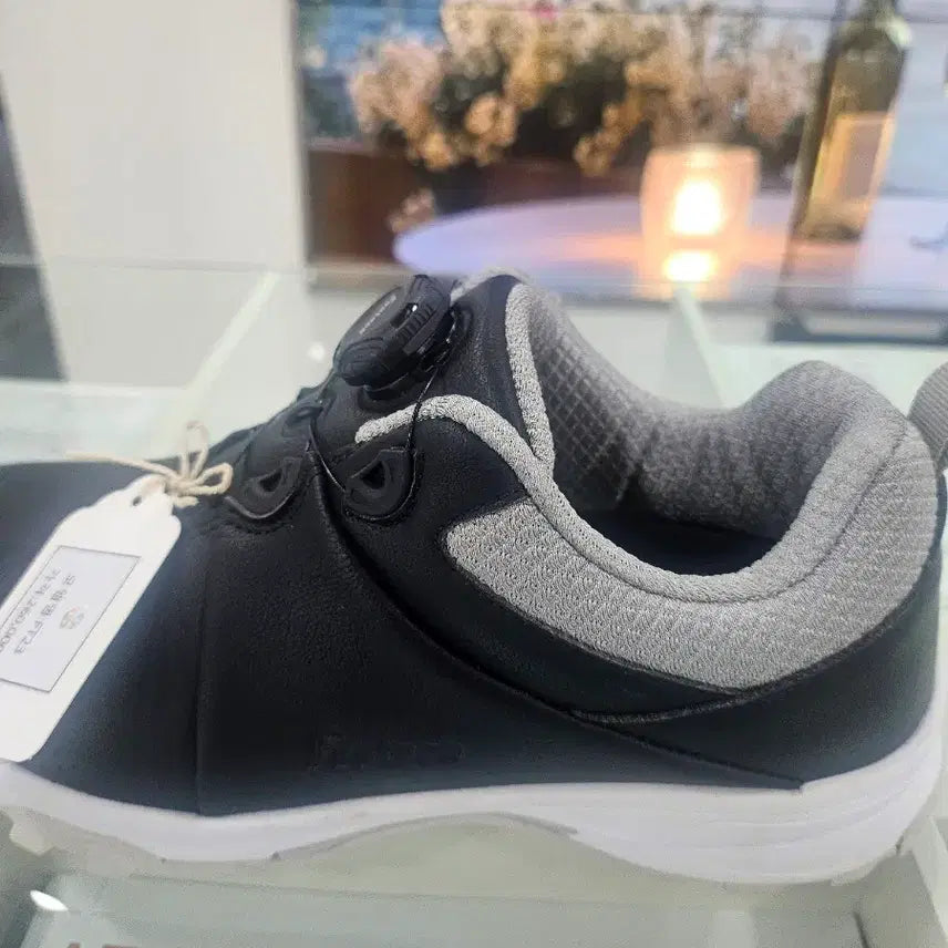 [BUNJANG] High Living Functional Sneakers 240 / 운동화 (하이리빙 기능성 운동화 240)