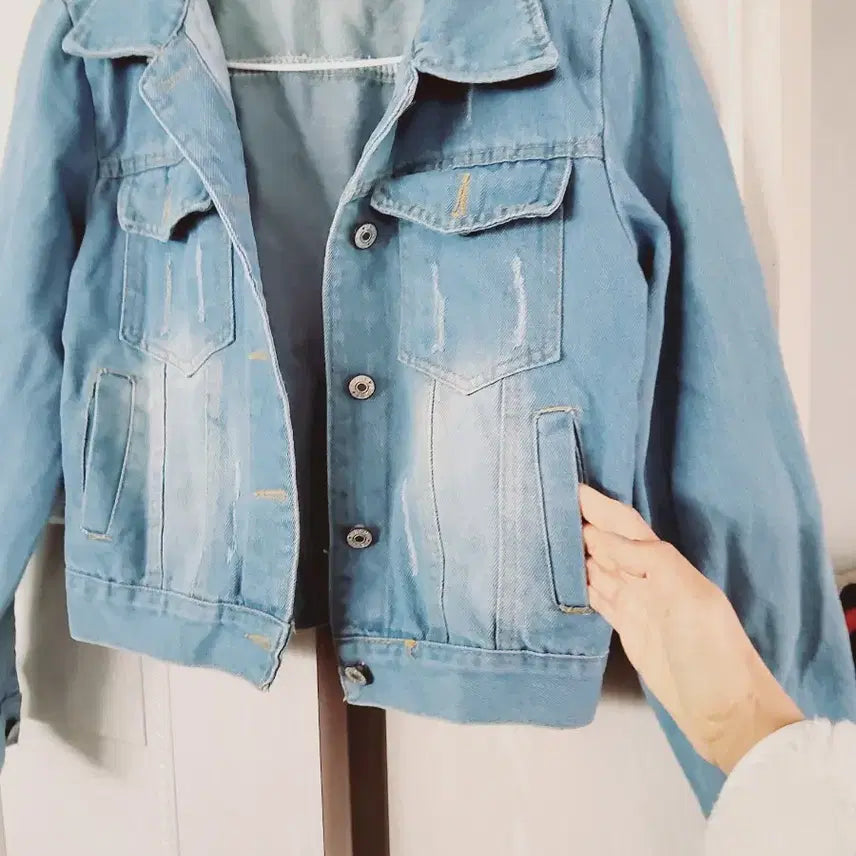 [BUNJANG] Light Wash Denim Jacket Women&