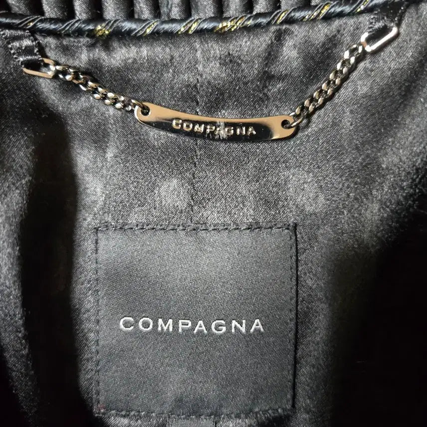[BUNJANG] COMPAGNA Black Mink Vest / COMPAGNA 블랙 밍크 베스트 조끼
