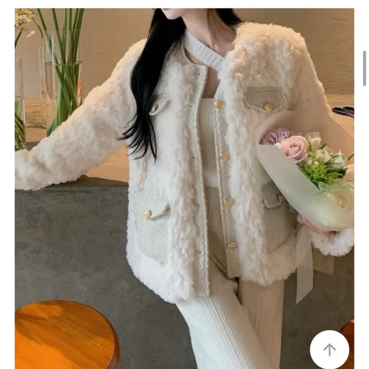 [BUNJANG] Ably Tweed Faux Fur Gold Button Jacket / 에이블리 트위드 퍼 금장 자켓 아이보리  프리사이즈