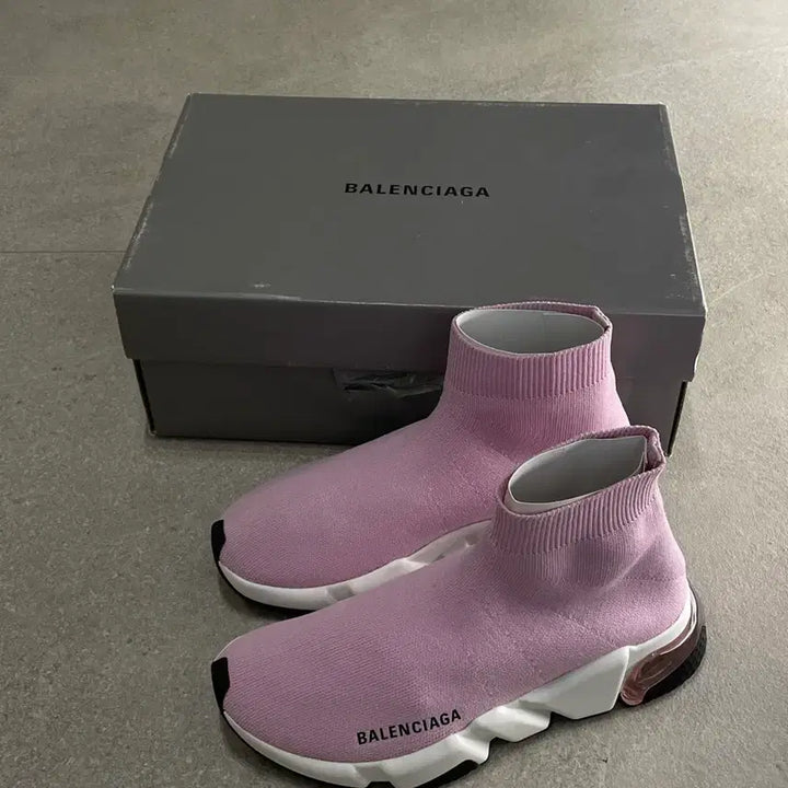 [BUNJANG] Balenciaga Speedrunner Sneakers Pink (Size 36) / (발렌시아가/93만원/실착1회)스피드러너 스니커즈 핑크 36