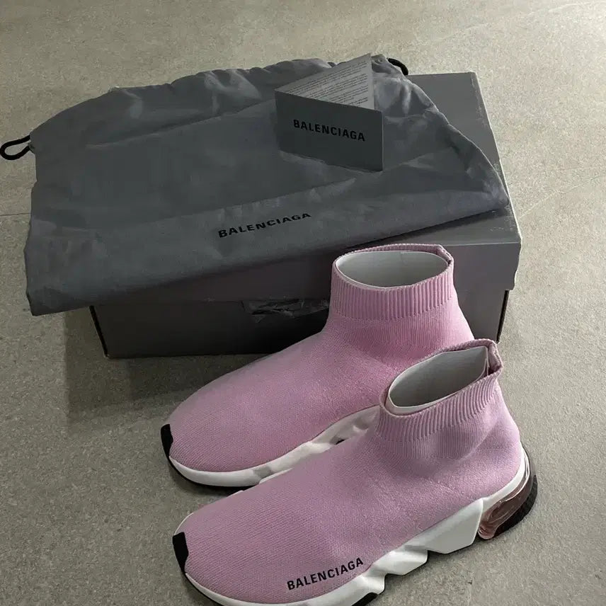 [BUNJANG] Balenciaga Speedrunner Sneakers Pink (Size 36) / (발렌시아가/93만원/실착1회)스피드러너 스니커즈 핑크 36