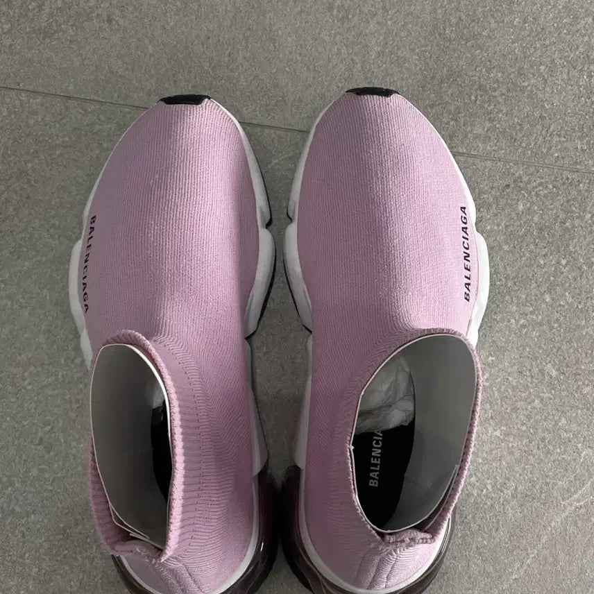 [BUNJANG] Balenciaga Speedrunner Sneakers Pink (Size 36) / (발렌시아가/93만원/실착1회)스피드러너 스니커즈 핑크 36