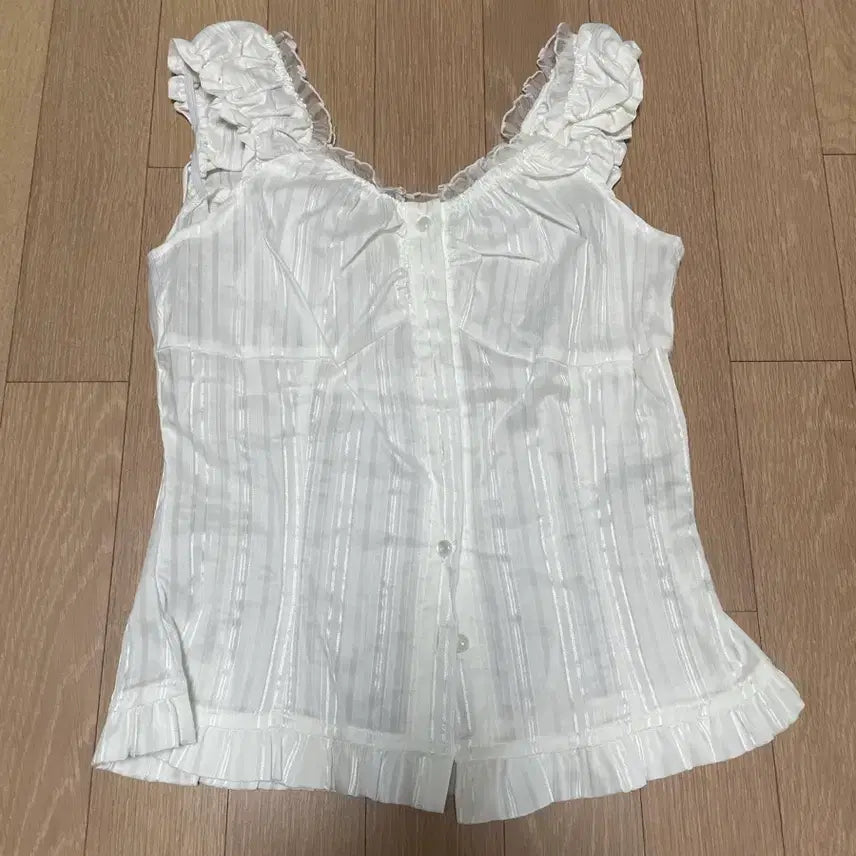 [BUNJANG] Lace Button Shirring Frill Blouse Camisole / 새상품)레이스 단추 셔링 프릴 블라우스 나시
