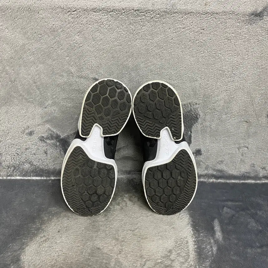[SOLD OUT] 코오롱 운동화 250
