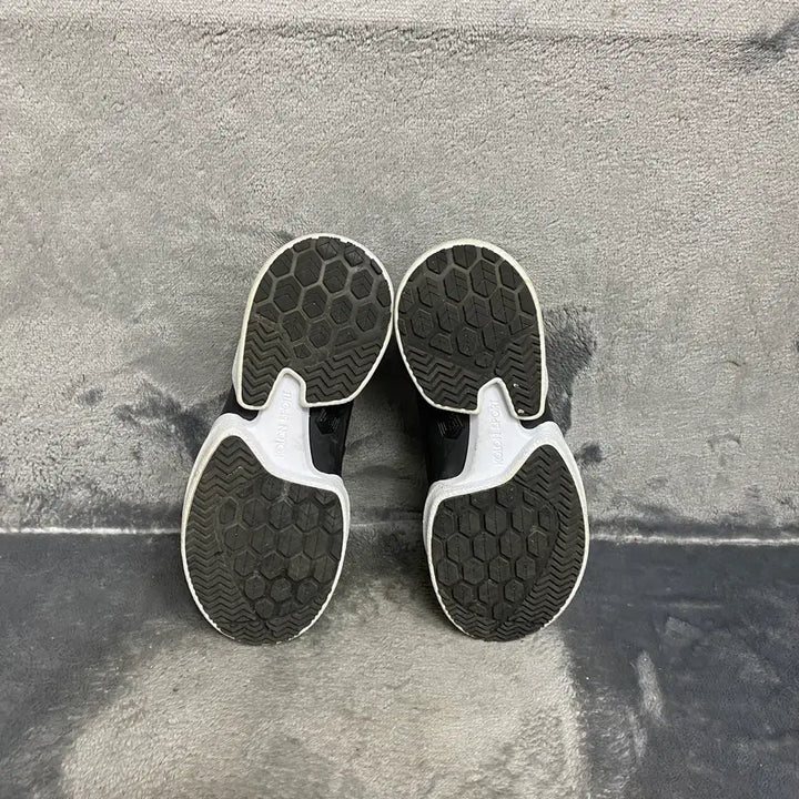 [SOLD OUT] 코오롱 운동화 250