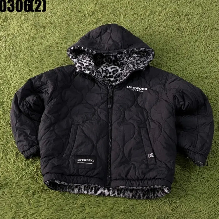 [BUNJANG] LifeWork Leopard Fleece Jumper / 라이프워크 레오파드 후리스 점퍼 양면