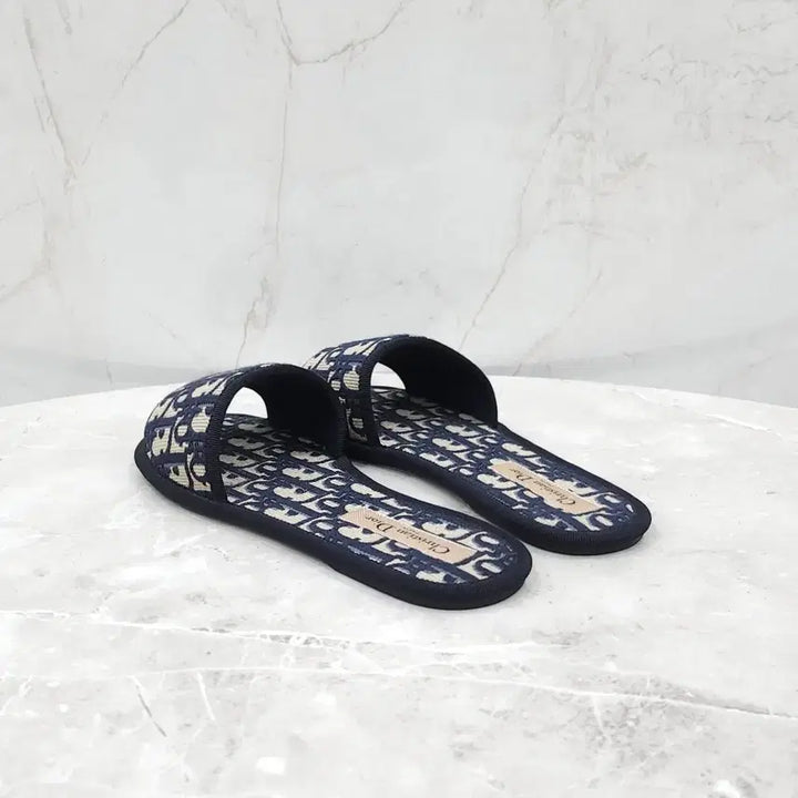 [SOLD OUT] 36.5 / 디올 오블리크 체스 모아이 슬리퍼 KCQ491OBE