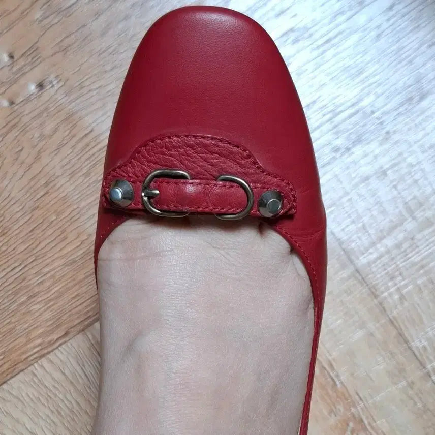 [SOLD OUT] 발렌시아가 38.5 약245 펌프스