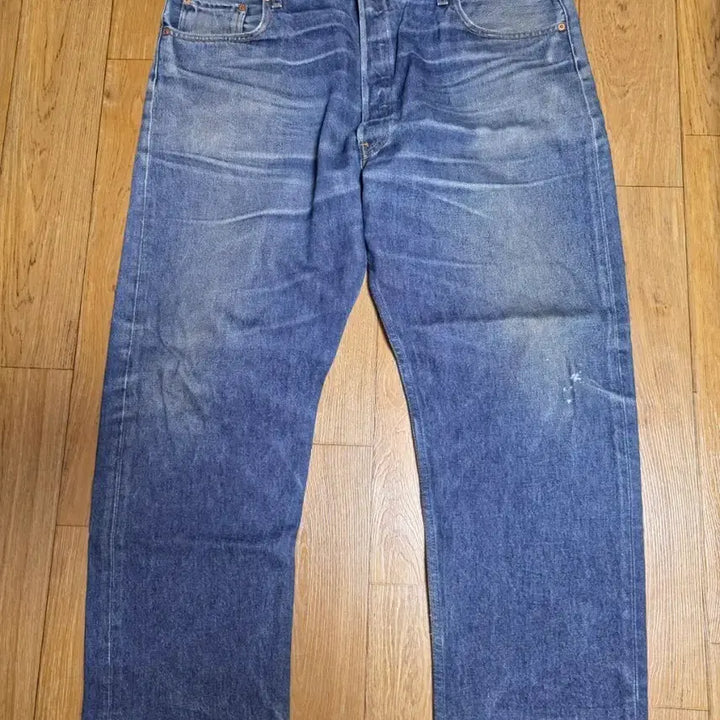 [SOLD OUT] 리바이스 90s USA 501xx W44 L32